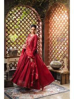 Taraasi - Women Maroon Cotton Embroidered Anarkali with Churidar and Dupatta