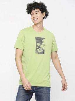 Spykar - Men Dusty Pista Green Cotton Slim Fit Round Neck Printed T-Shirt