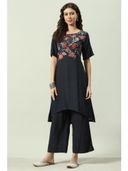 Black color option, Sold out, Currently selected