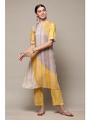 Yellow color option, Sold out, Currently selected