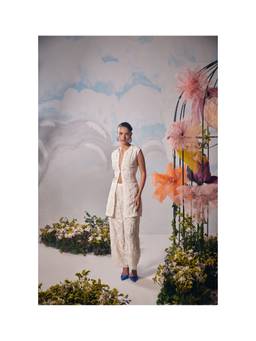 SHIAN - Ivory Embroidery Sleeveless Co-Ord Set
