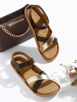 VALIOSAA - Black Color Casual Sandals