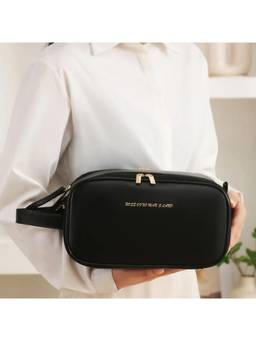 Awestuffs - Waterproof Travel Makeup Organizer Bag - Large Capacity - Black