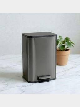 PANO - VIORA Metal Pedal Trash Bin - 5 Liters