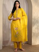 Yellow color option, Currently selected
