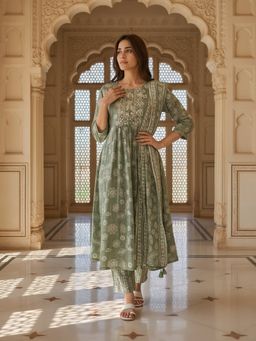 Rangita - Green Cotton Blend Kurta With Pant & Dupatta