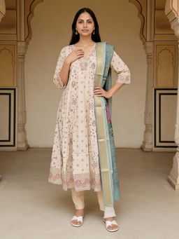 Rangita - Off White Polyviscose Anarkali Kurta With Pant & Dupatta