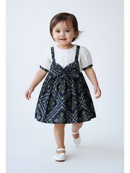 Bella Moda - Geometric Print Dress with Layered Look and Bow Accent