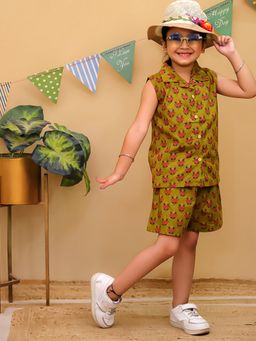 Tiny Bugs - Green Shirt Style Top with Shorts
