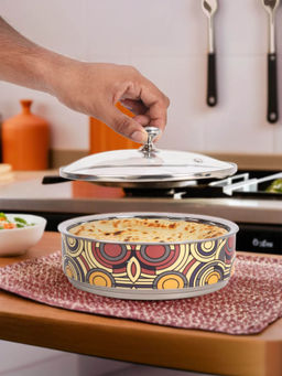 USHA SHRIRAM - SS Roti Casserole with Glass Lid 1500ml