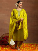 Green color option, Sold out, Currently selected