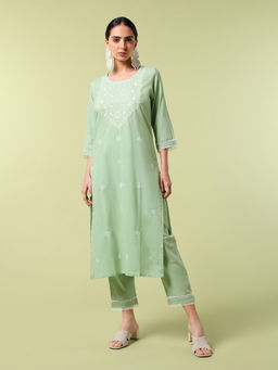 SAAKI - Green Vibrant Roots Embroidered Kurta with Pant (Set of 2)