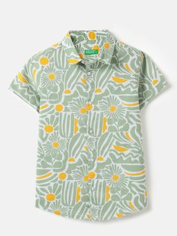 United Colors of Benetton - Regular Fit Spread Collar Printed Shirt