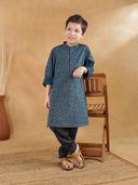 Navy Blue color option, Currently selected