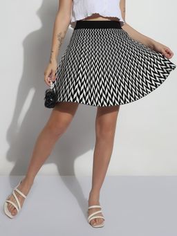 SHOWOFF - Monochrome Printed Flared Mini Skirt