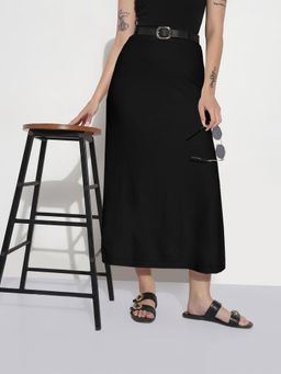 SHOWOFF - Black Knitted A-Line Midi Skirt with Belt