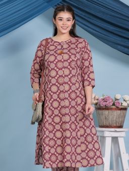 ARAMYA - Maroon Kantha Cotton A-Line Geometric Print Kurta