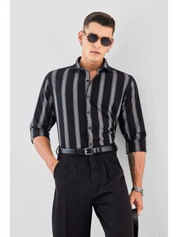 Snitch - Black Stripes Full Sleeves Regular Casual Shirt for Men