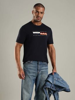 Tommy Hilfiger - Logo Regular Fit Cotton T-Shirt