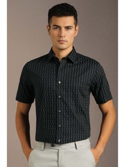 Louis Philippe - Men Black Stripe Half Sleeves Formal Shirt