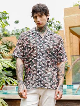 Campus Sutra - Mens Off-White and Emerald Green Overlap-Imprint Crochet Oversized Shirt