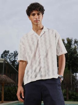 Campus Sutra - Mens Cloud White Swirl Flat-Knit Resort Oversized Shirt