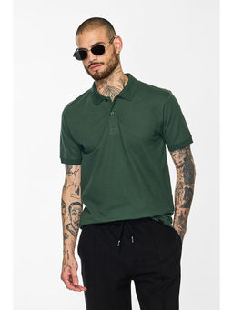 Snitch - Men Green Solid Slim Fit Polo T-Shirt