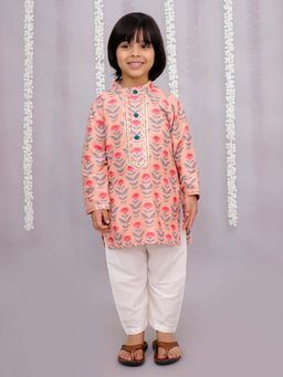 The Little Tales - Pink Floral Regular Kurta and Pyjama