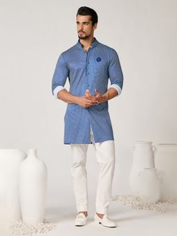 S&N by Shantnu Nikhil - Blue Printed Crepe Jersey Kurta