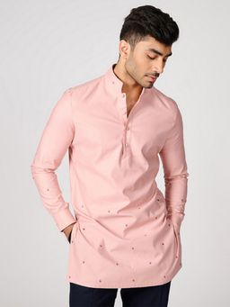 S&N by Shantnu Nikhil - Men Pink Embroidered Kurta