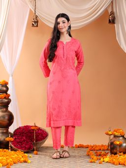 Poshak Chikan Studio - Women Lucknowi Chikankari Solid Cotton Coral Kurta With Pant
