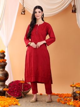 Poshak Chikan Studio - Women Lucknowi Chikankari Solid Cotton Maroon Kurta With Pant