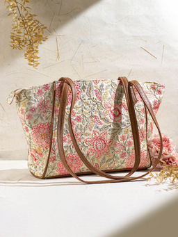 AMYRA - Floral Embroidered Tote Bag