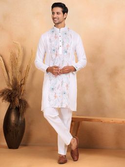 KRAFT INDIA LUXE - Men White Embroidered Kurta with Stole (Set of 2)