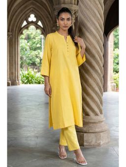 W - Yellow Solid Rayon Flax Straight Kurta