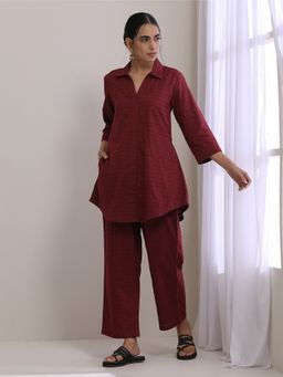 trueBrowns - Ruby Maroon Dobby Collar Short Kurta Pant (Set of 2)