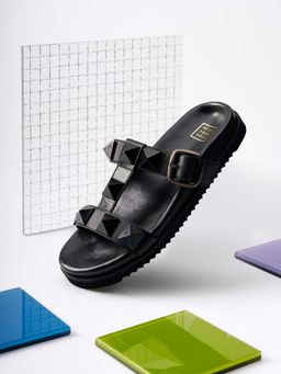 Heel Your Sole - Buggs Black Sandals