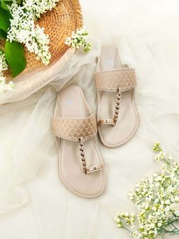 The Madras Trunk - Haikukaya Off White One Toe Flats