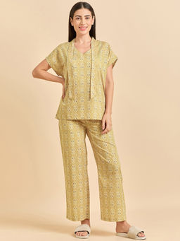 Sweet Dreams - Women Yellow Printed Half Sleeves Top And Pajama (Set of 2)