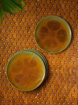 ExclusiveLane - Peacock Boulevard Hand-Engraved Ceramic Dinner Plates (Set of 4, Microwave Safe)