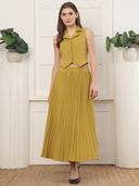 Mustard color option, Currently selected