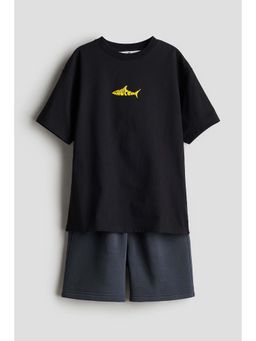H&M - Boys Black 2-Piece T-Shirt And Shorts Set