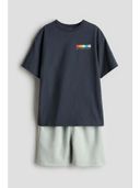 Green color option, Sold out, Currently selected