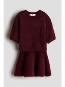 Red color option, Sold out, Currently selected