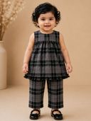 Black color option, Sold out, Currently selected