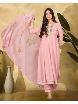 Gahan - Pink Star Georgette Sequence Thread Embroidered Anarkali Kurta with Pant and Dupatta