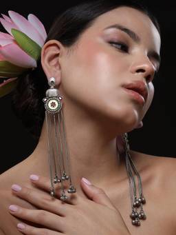 VENI - 92.5 Silver Plated Oxidized Earrings