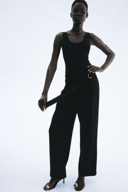 H&M - Women Black Belted Trousers
