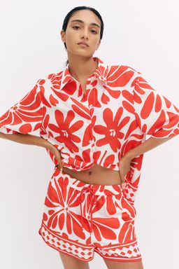 H&M - Women White Patterned Drawstring Shorts