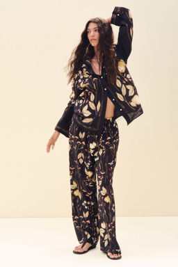 H&M - Women Black Straight Pull-On Trousers